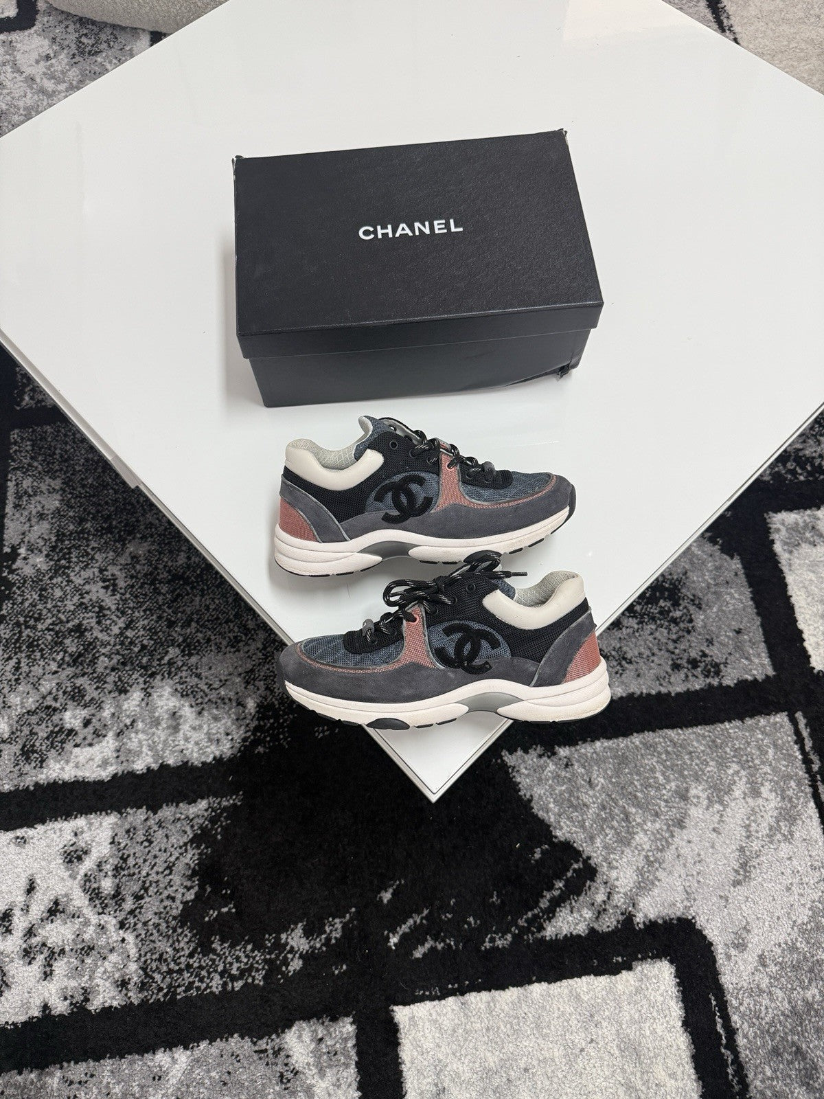 Chanel Runners UK7 (EU41)