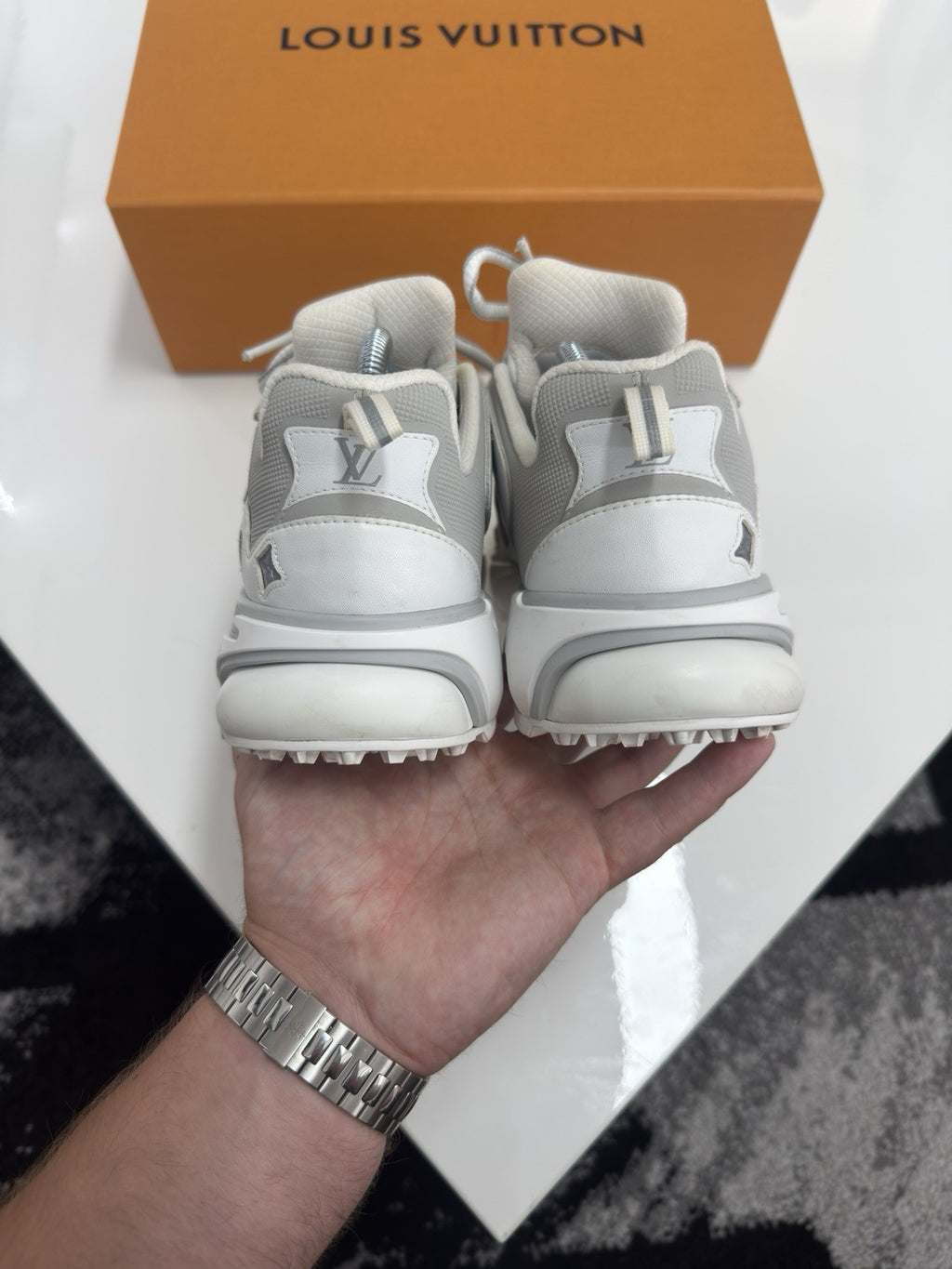 Louis Vuitton Tatic LV5