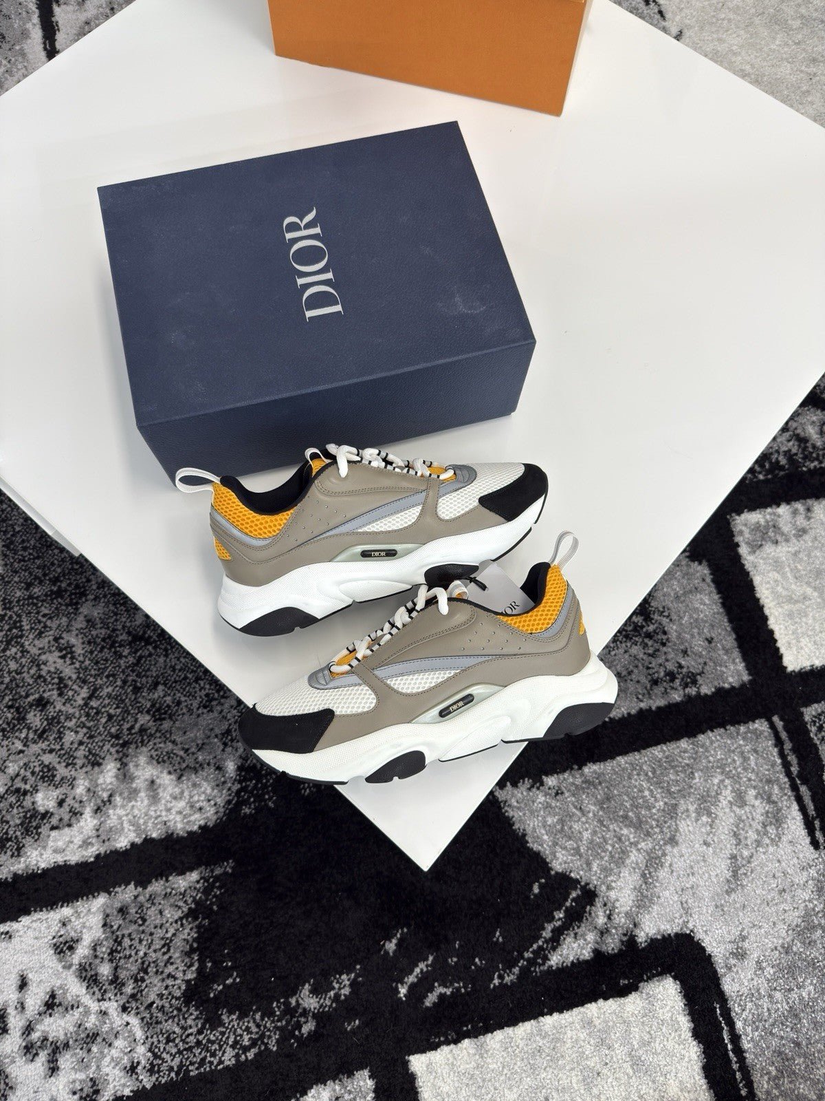 Dior B22 Mustard UK10 (EU44)