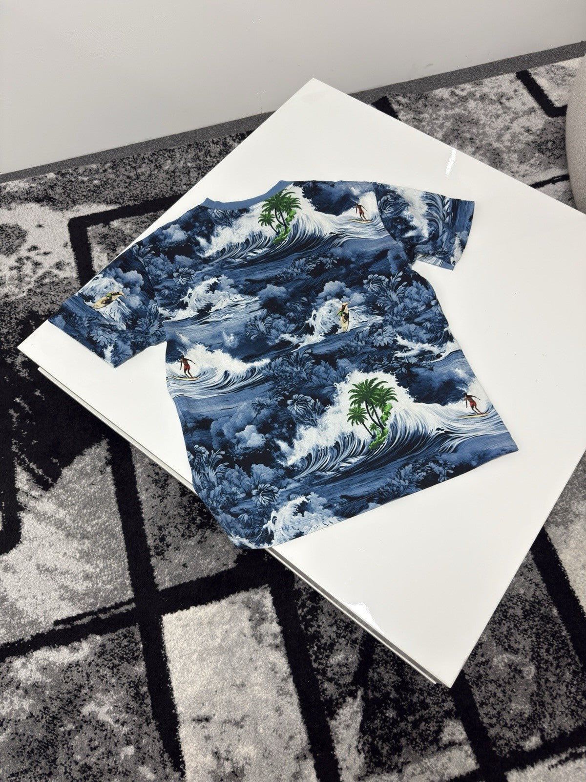 Louis Vuitton Surfer Tshirt Large