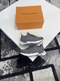 Louis Vuitton Tatic LV7