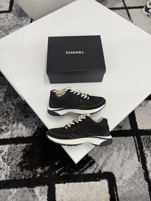 Chanel Runners UK8 (EU42)
