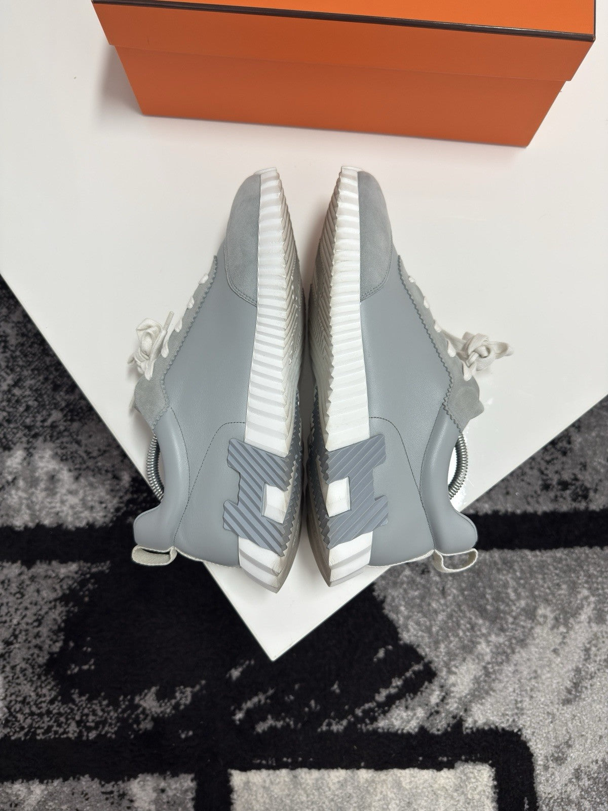 Hermes Bounce Trainers UK10