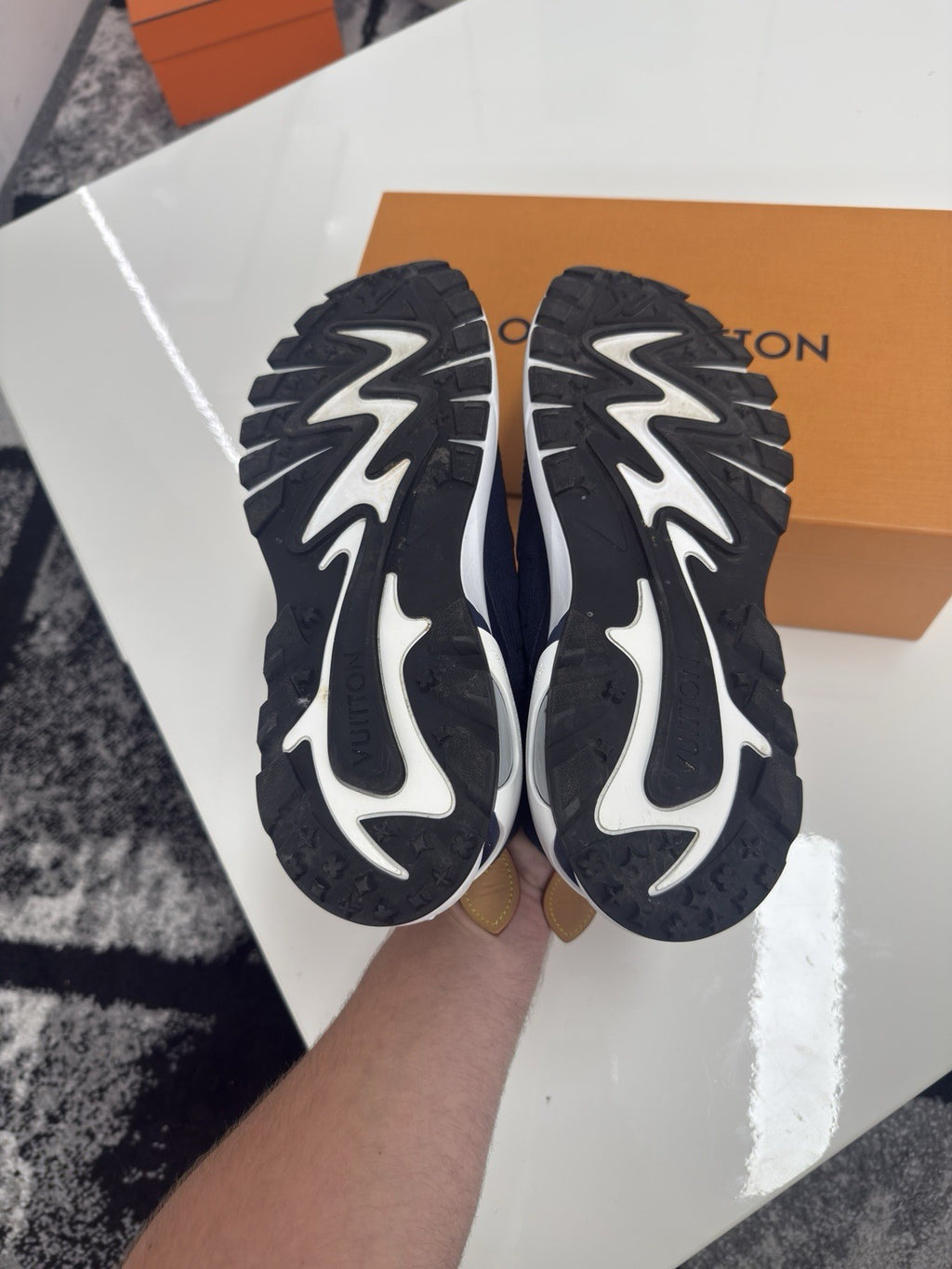 Louis Vuitton Tatic LV8