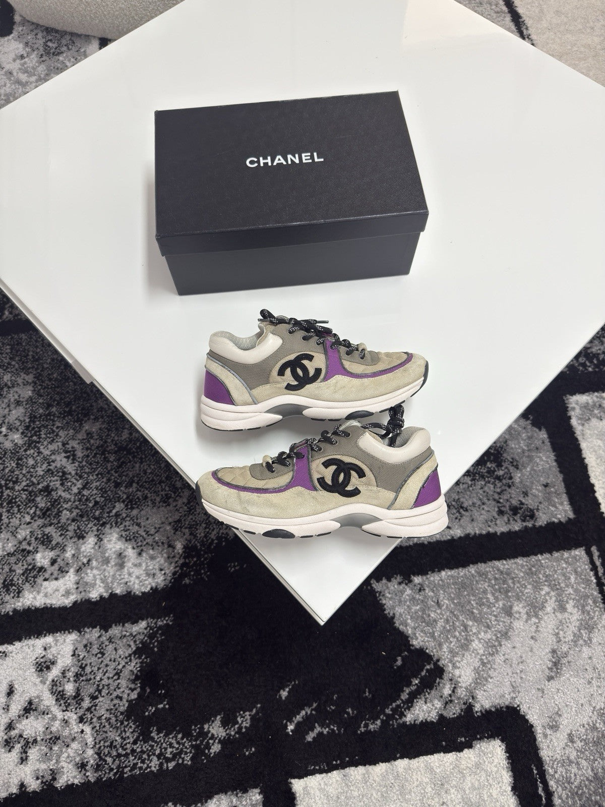Chanel Runners UK7 (EU41)